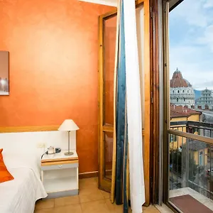 3* מלון Roma